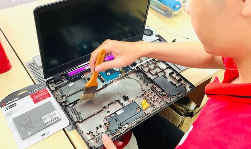 Gặp lỗi bàn phím máy tính HP khó sửa chữa thì khắc phục ở đâu uy tín?