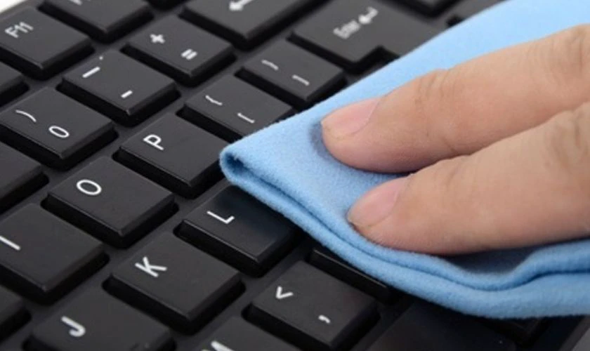 Cách sử dụng và bảo quản bàn phím laptop Dell bền, an toàn
